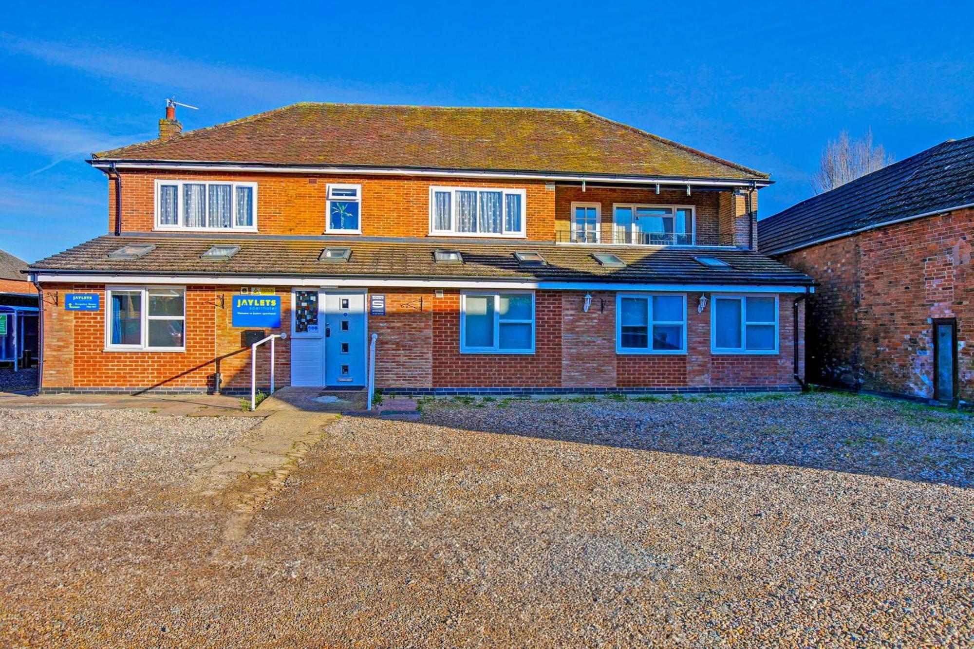Oyo Aparthotel Hathern Exterior photo